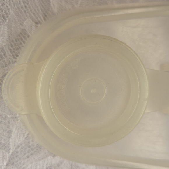 Tupperware: Pitcher - Picture 9 of 10
